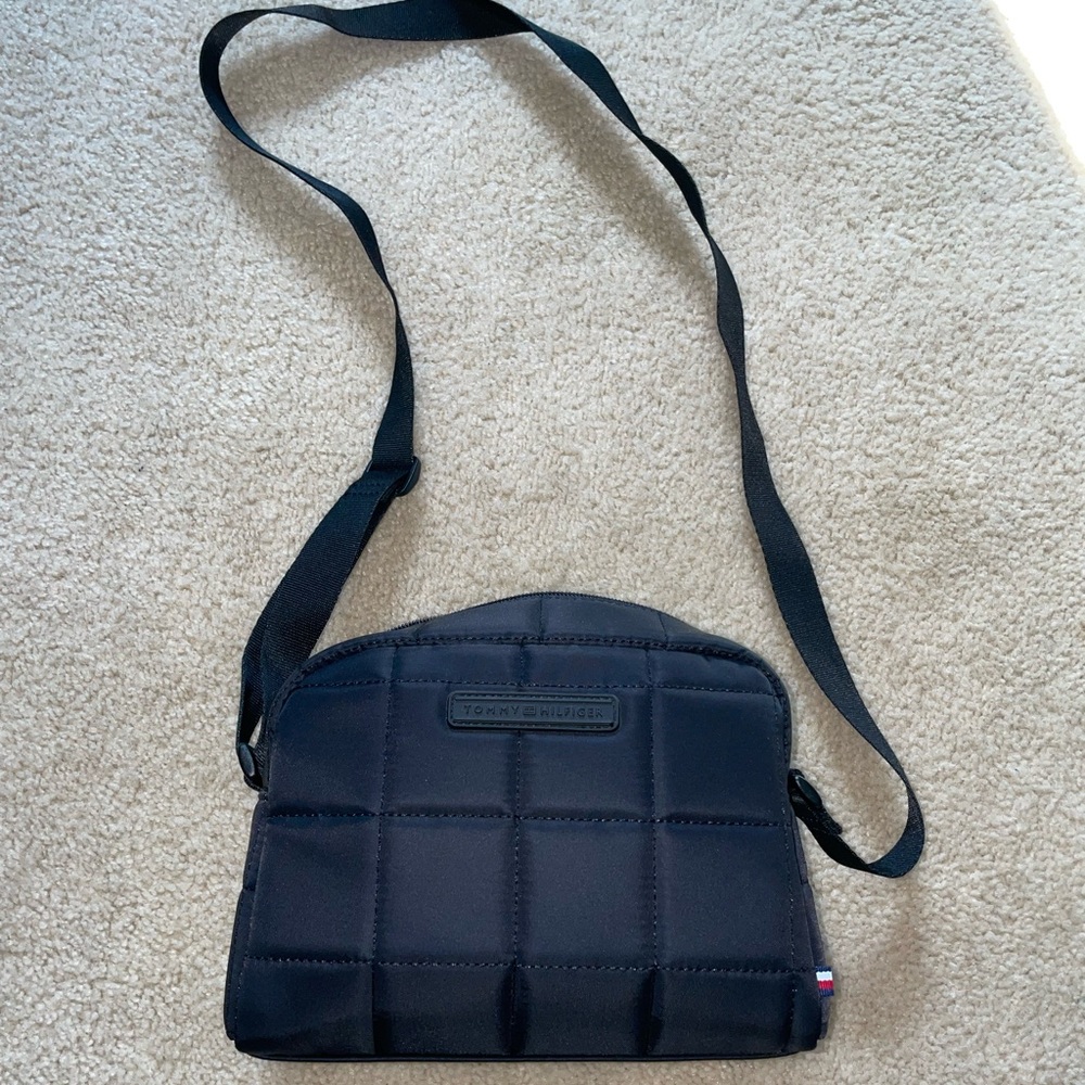 Tommy Hilfiger bag